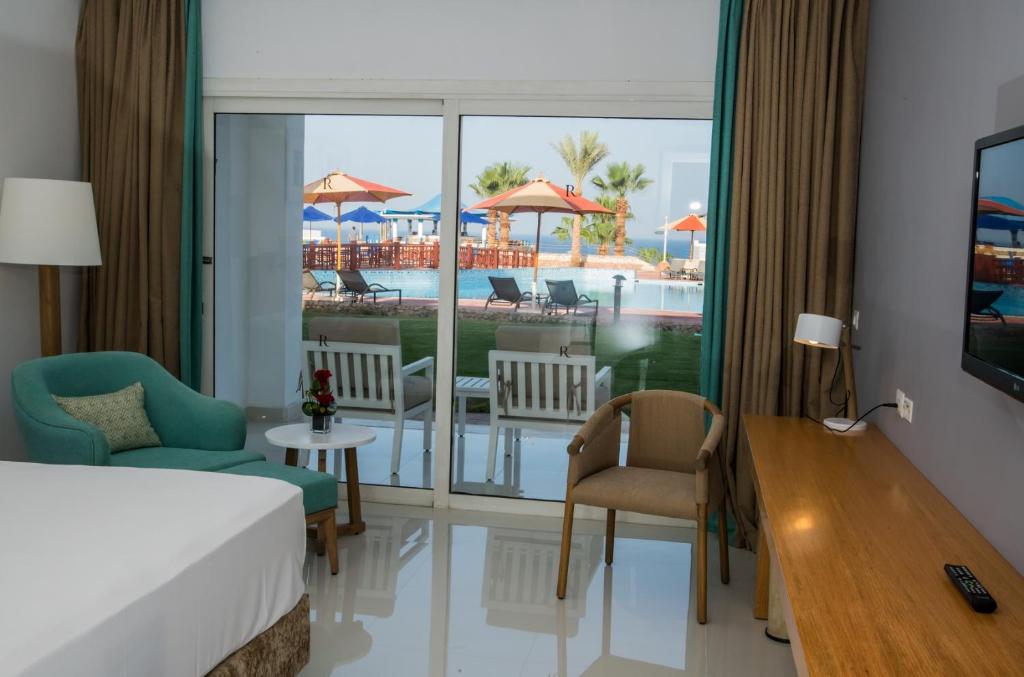 Renaissance Sharm El Sheikh Golden View Beach Resort