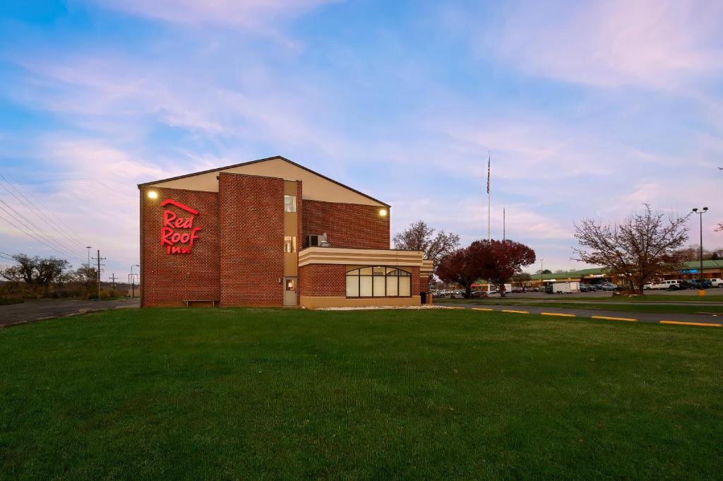 Red Roof Inn Martinsburg