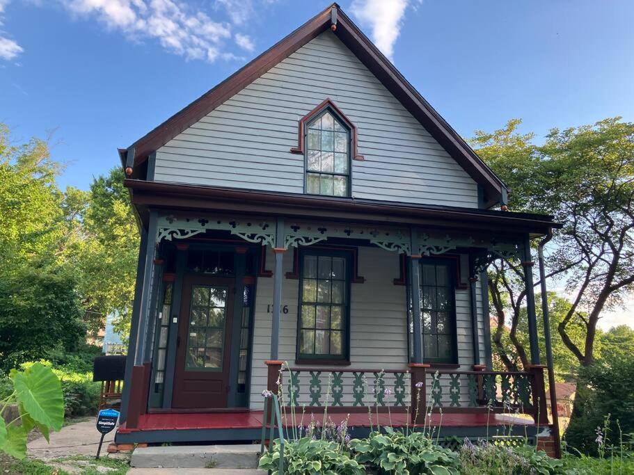 1867 Gothic VanDeventer Home